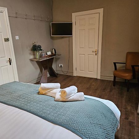 Bounty Bar Hotel Trim Buitenkant foto