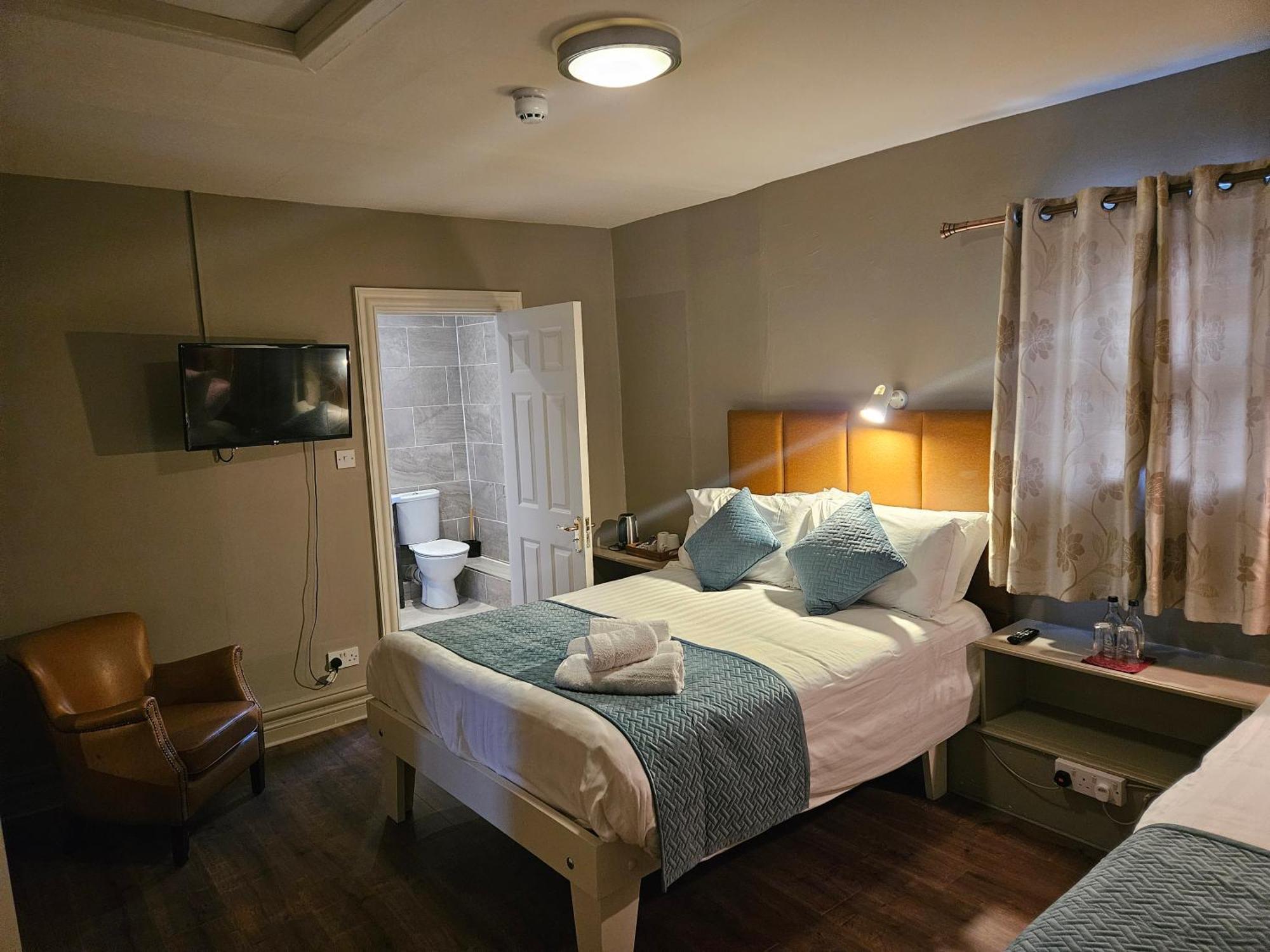 Bounty Bar Hotel Trim Buitenkant foto